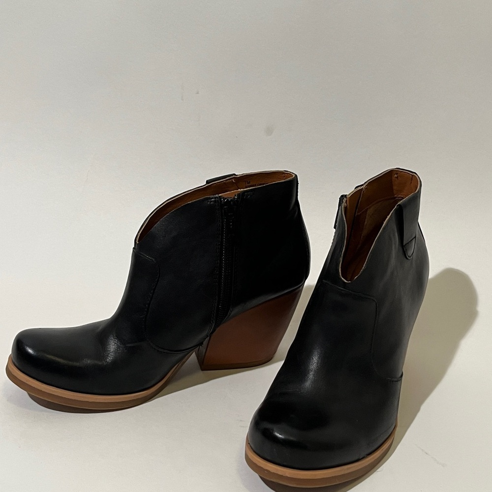 Korks by Kork-Ease Sonia Ankle Boots, Sz 7